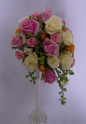 �E�G�f�B���O���ԃu�[�P�^�����s���N���[�Y�@�Z�~�L���X�P�[�h