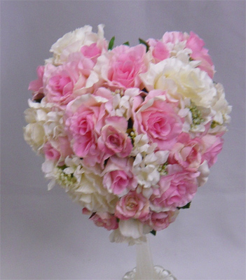 �A�[�g�t�����[�u�[�P/�n�[�g���[�Y�s���N�u�[�P