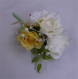 �u�[�g�j�A